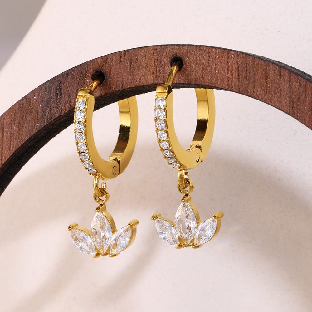 עגיל חישוק לוטוס ציפוי זהב 18 קראט 35551